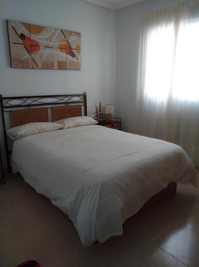 12 Calle San Julián Apartament Torrevieja Exterior foto