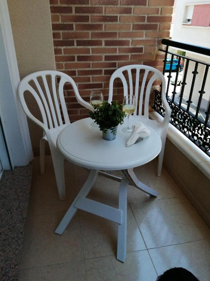 12 Calle San Julián Apartament Torrevieja Exterior foto