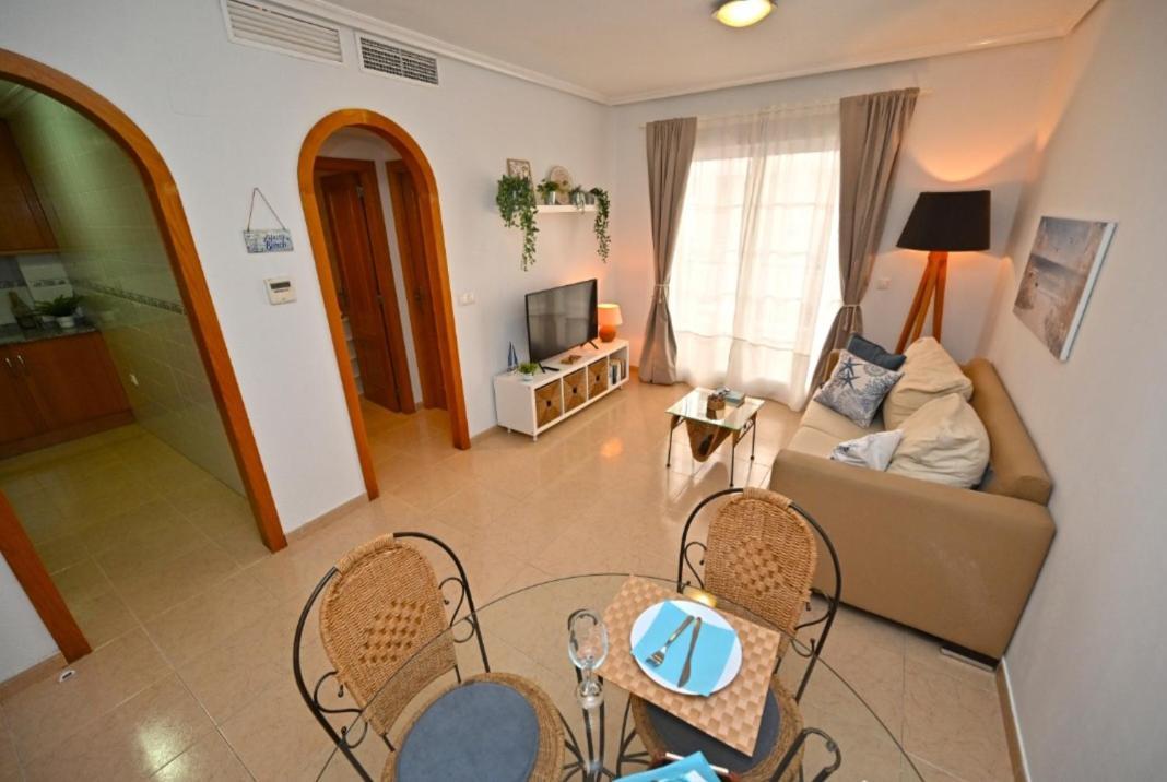 12 Calle San Julián Apartament Torrevieja Exterior foto